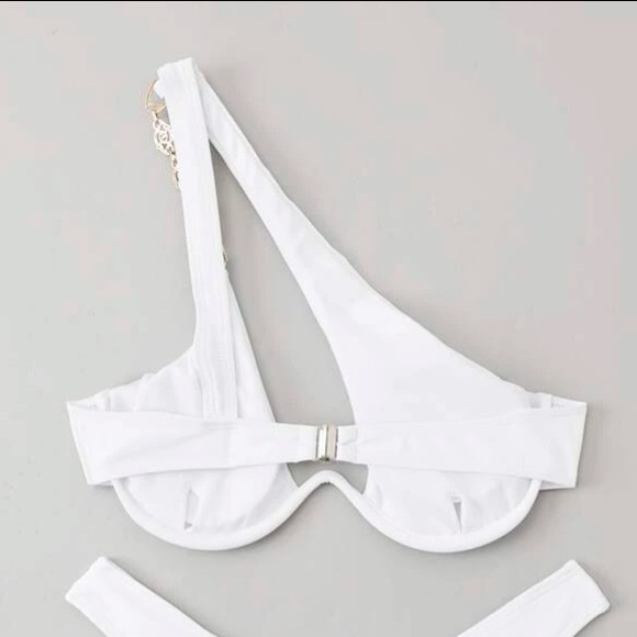 NWOT Bikini Top - Picture 3 of 8